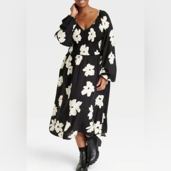 Ava & Viv Dresses & Skirts - NWT black and white long sleeve dress Ava & Viv size 1x